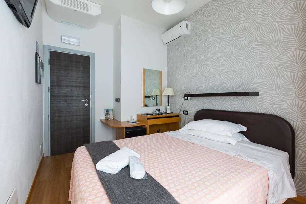 Hotel Logonovo Лидо-дельи-Эстенси Номер фото