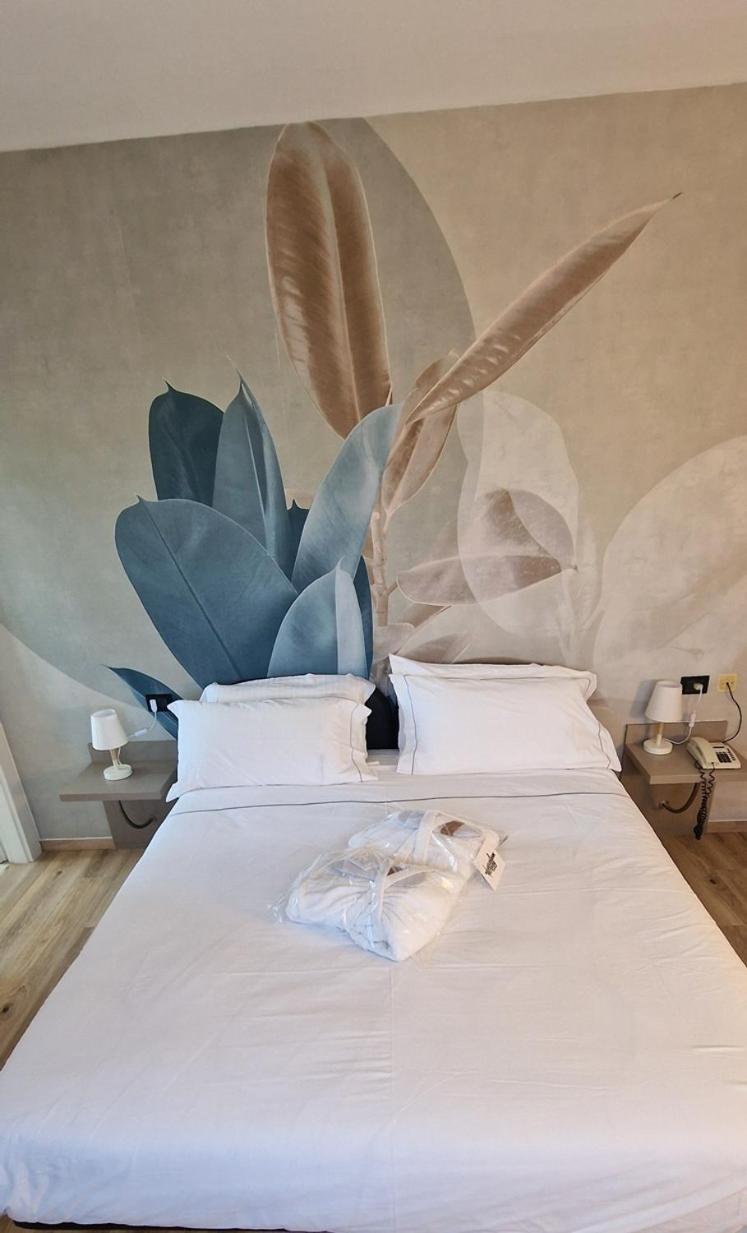 Hotel Logonovo Лидо-дельи-Эстенси Экстерьер фото